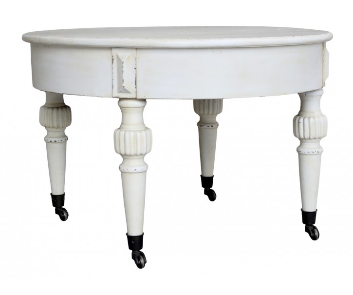 Krémový antik dřevěný coffee stolek na kolečkách Antoinette - Ø70*46 cm Chic Antique