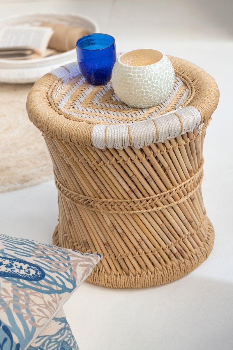 Přírodní bambusový odkládací stolek Stool Bamboo - Ø40*41cm J-Line by Jolipa Přírodní bambusový odkládací stolek Stool Bamboo - Ø40*41cm J-Line by Jolipa