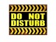 Černo-žlutá nástěnná kovová cedule Do Not Disturb - 25*1*20 cm Clayre & Eef