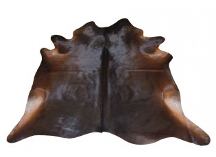 Tmavě hnědý koberec z hovězí kůže Cowhide brown - 200*0,5*240cm/3-4m²