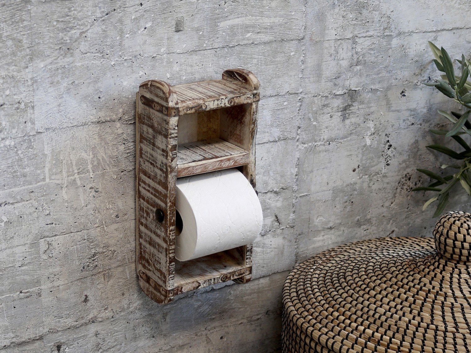 Dřevěný bílý antik nástěnný držák na toaletní papír Grimaud Brick - 15*10*30 cm Chic Antique Dřevěný bílý antik nástěnný držák na toaletní papír Grimaud Brick - 15*10*30 cm Chic Antique