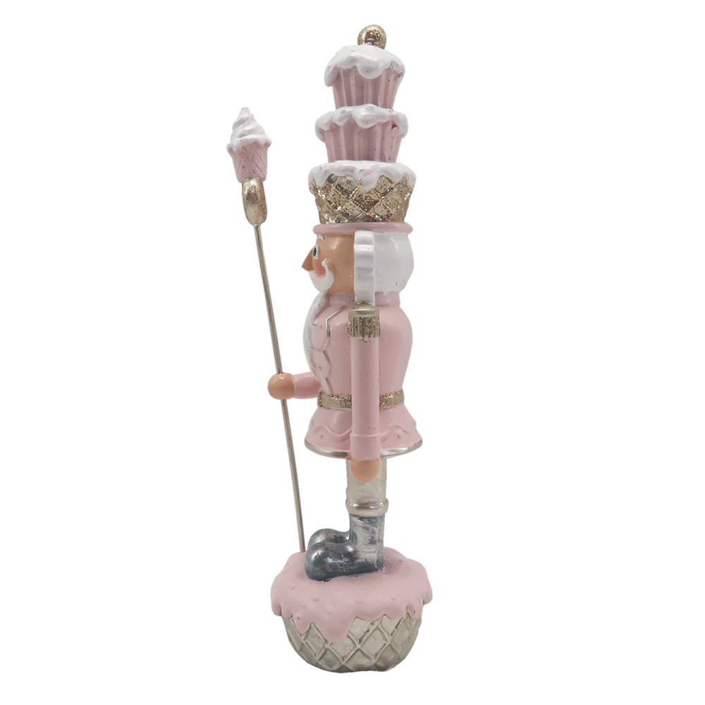 Růžová dekorace socha Louskáček s muffinky - 5*5*16 cm Clayre & Eef Růžová dekorace socha Louskáček s muffinky - 5*5*16 cm Clayre & Eef