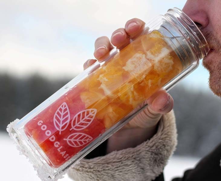Dvouvrstvá skleněná termoláhev se sítkem - Ø 7*23cm / 450ml Goodways Dvouvrstvá skleněná termoláhev se sítkem - Ø 7*23cm / 450ml Goodways