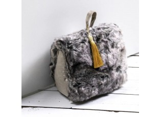 Šedá chlupatá dveřní zarážka se zlatým střapcem Wolf grey - 15*22*18cm