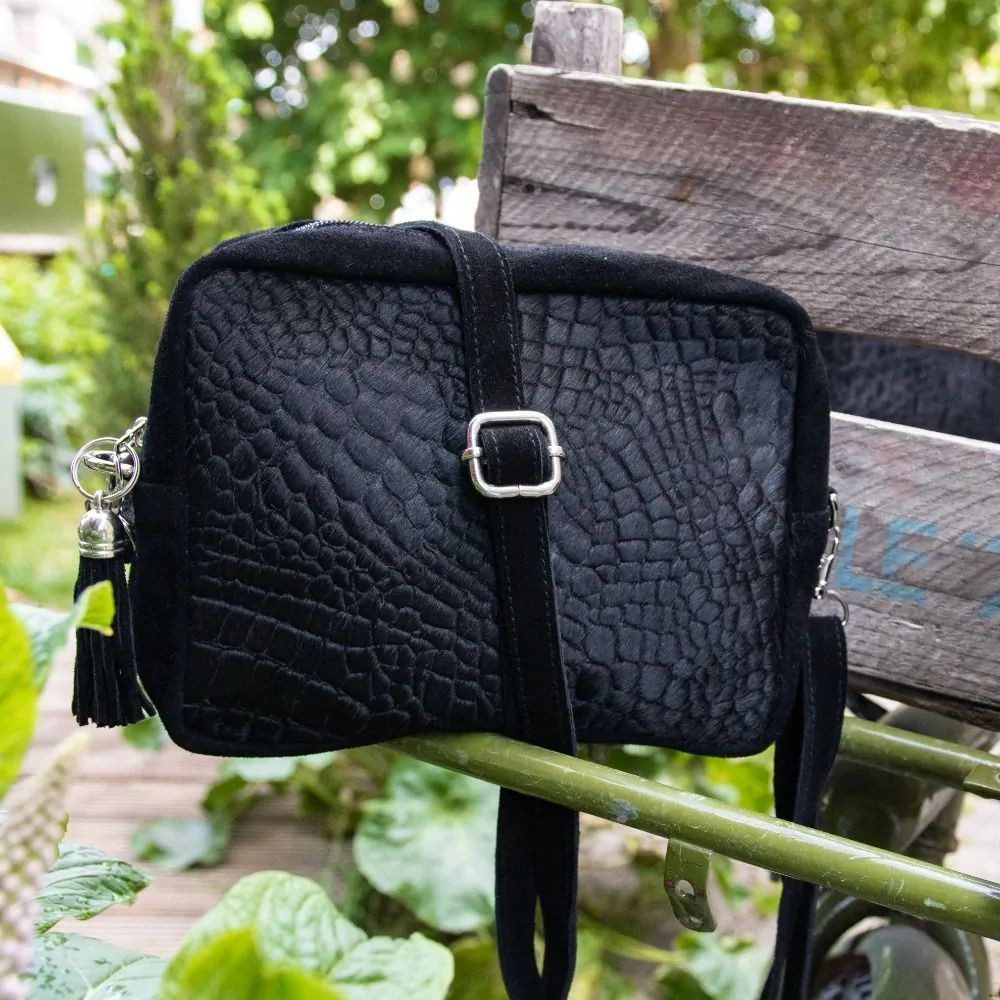 Černá kabelka přes rameno s imitací krokodýlí kůže - 19*14*5cm