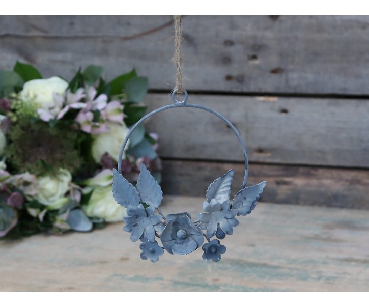 Zinkový antik kovový závěsný věneček s kvítky - Ø 10 cm Chic Antique