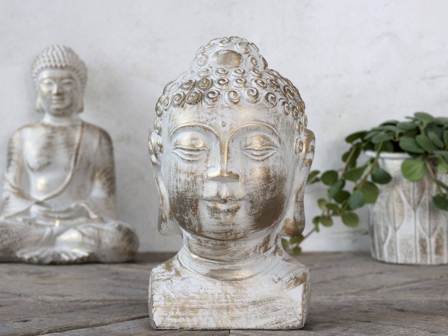 Bílo - zlatá antik dekorace hlava Buddha Vittel - 13*13*26cm Chic Antique Bílo - zlatá antik dekorace hlava Buddha Vittel - 13*13*26cm Chic Antique