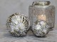 Bronzová antik kovová dekorační koule Vire Leaves - Ø 12cm Chic Antique