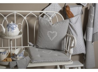 Šedý bavlněný podsedák s výplní a srdíčkem Lovely Heart - 40*40*4 cm