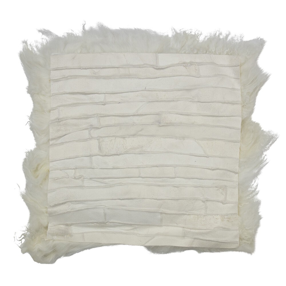 Kožený bílý podsedák dlouhý chlup Curly white - 40*40*2cm Mars & More Kožený bílý podsedák dlouhý chlup Curly white - 40*40*2cm Mars & More