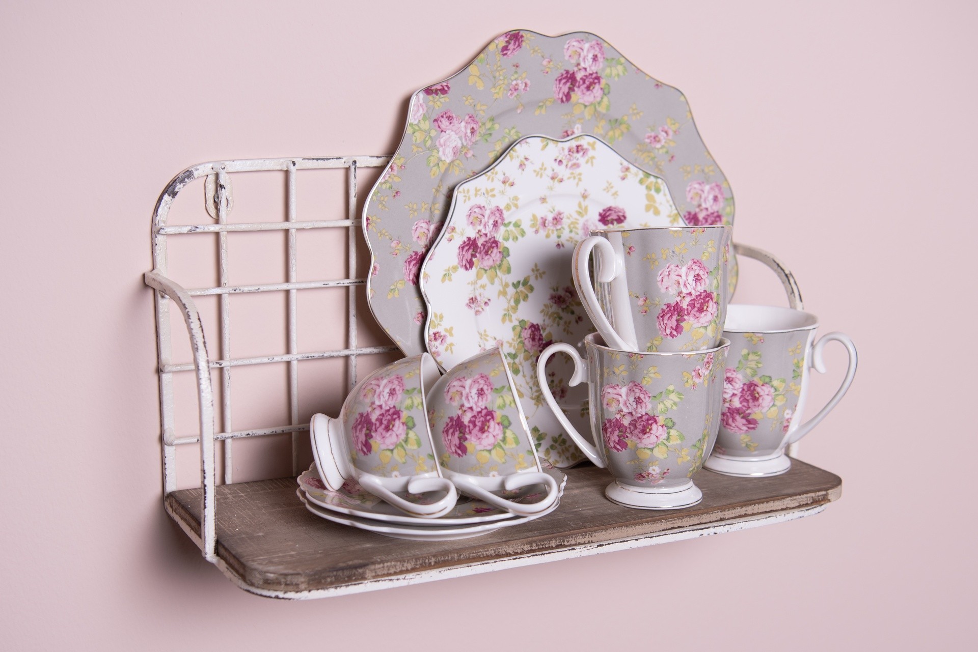 Zelený porcelánový hrnek s květy - 11*8*10 cm / 290 ml Clayre & Eef Zelený porcelánový hrnek s květy - 11*8*10 cm / 290 ml Clayre & Eef