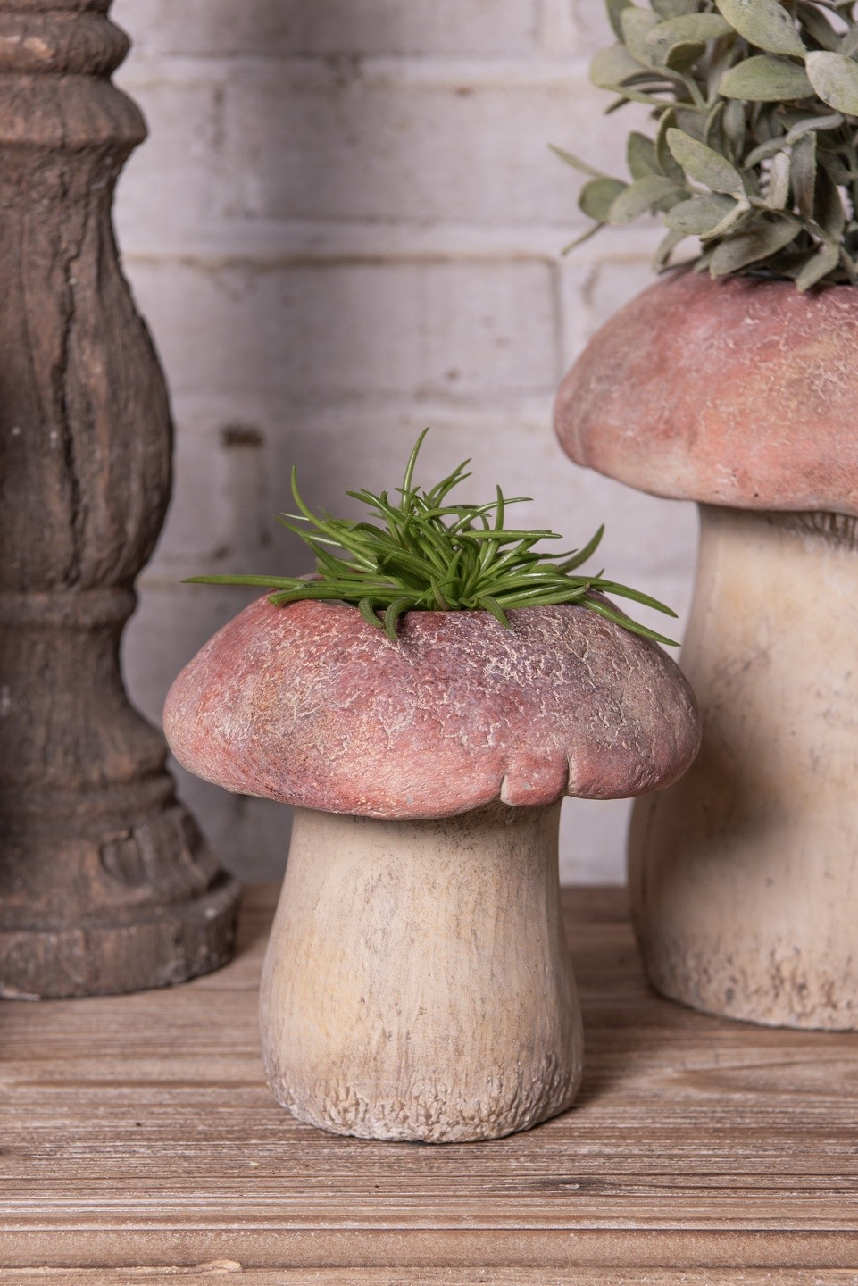 Cementový květináč houba Mushroom L - Ø 21*23 cm Clayre & Eef Cementový květináč houba Mushroom L - Ø 21*23 cm Clayre & Eef