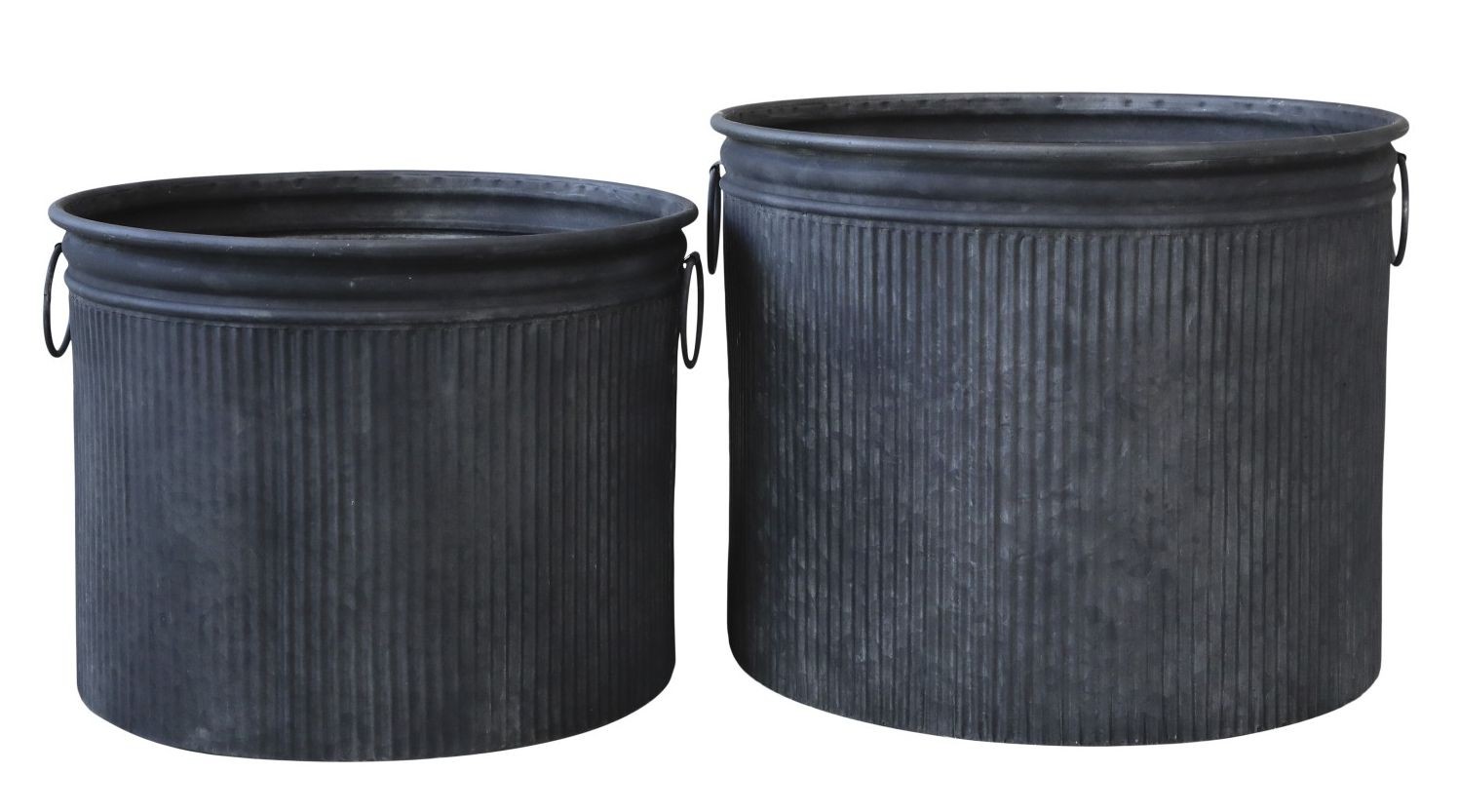 2ks kulatý plechový zinkový antik obal na květináč Planters - Ø 45*35cm Chic Antique 2ks kulatý plechový zinkový antik obal na květináč Planters - Ø 45*35cm Chic Antique