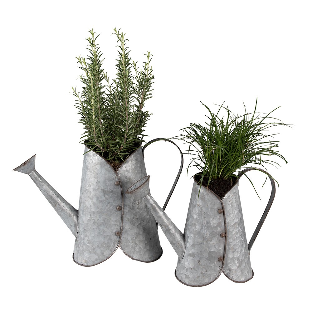 2ks plechové antik obaly na květináče ve tvaru konve v saku - 40*16*29 / 32*14*24 cm Clayre & Eef 2ks plechové antik obaly na květináče ve tvaru konve v saku - 40*16*29 / 32*14*24 cm Clayre & Eef