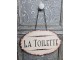 Závěsná kovová cedule s řetízkem La Toilette - 23*15 cm Ostatn&iacute;