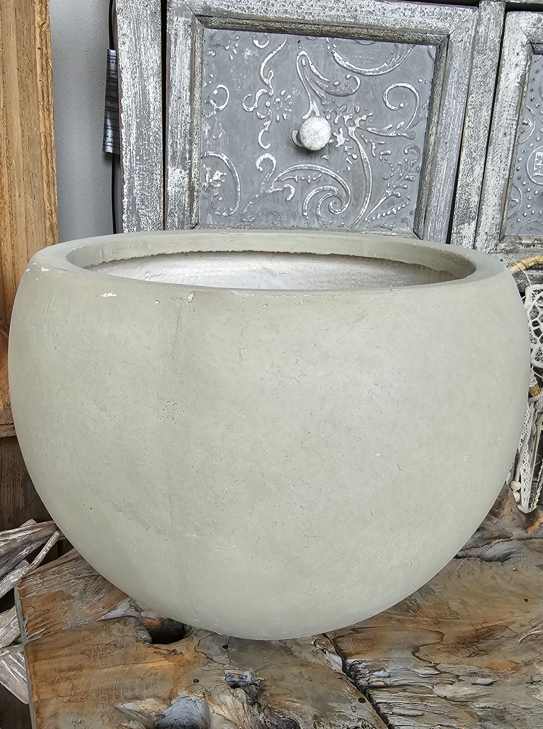 Set 3ks béžovo-šedých květináčů Clay - Ø 55*39 cm J-Line by Jolipa Set 3ks béžovo-šedých květináčů Clay - Ø 55*39 cm J-Line by Jolipa