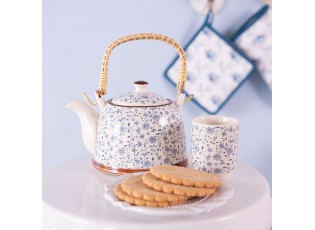Porcelánová konvička se sítkem modrá kvítka - Ø 14*14 cm / 0,7L