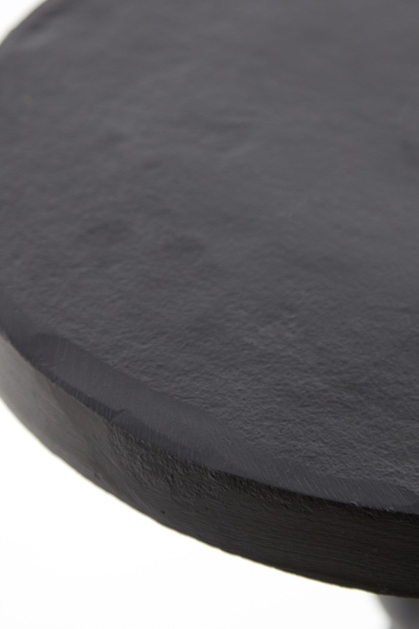 Černý antik kovový odkládací stůl Korto Black - Ø40*90 cm Light & Living Černý antik kovový odkládací stůl Korto Black - Ø40*90 cm Light & Living