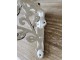 Krémová litinová konzole s lístky - 14*2*12cm Chic Antique