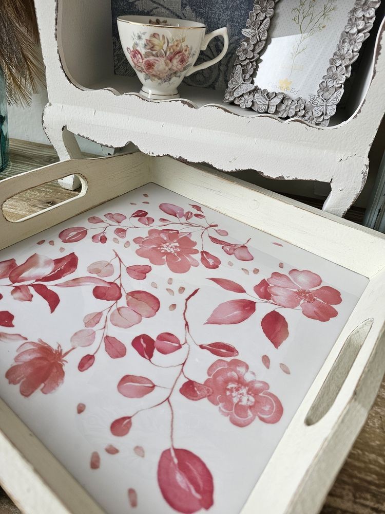 2ks dřevěný podnos s květinovým dekorem Tray Roses - 39*39*5/ 35*35*4 cm J-Line by Jolipa 2ks dřevěný podnos s květinovým dekorem Tray Roses - 39*39*5/ 35*35*4 cm J-Line by Jolipa