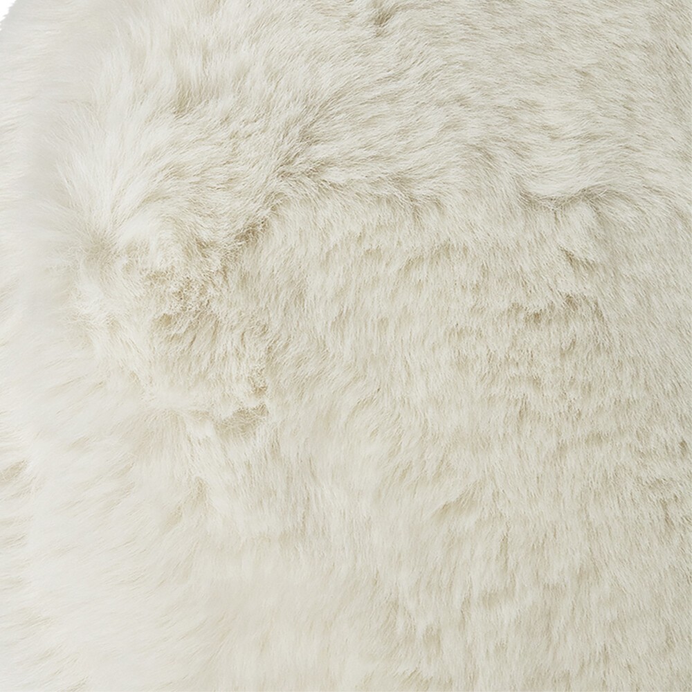 Bílý plyšový měkoučký kulatý koberec Soft Teddy White Off - Ø 120cm Mars & More Bílý plyšový měkoučký kulatý koberec Soft Teddy White Off - Ø 120cm Mars & More