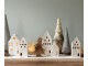 Béžový porcelánový domek svícen na čajovou svíčku Christmas House S - 7*6*11 cm Clayre & Eef