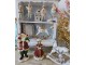 Béžový porcelánový domek svícen na čajovou svíčku Christmas House S - 7*6*11 cm Clayre & Eef
