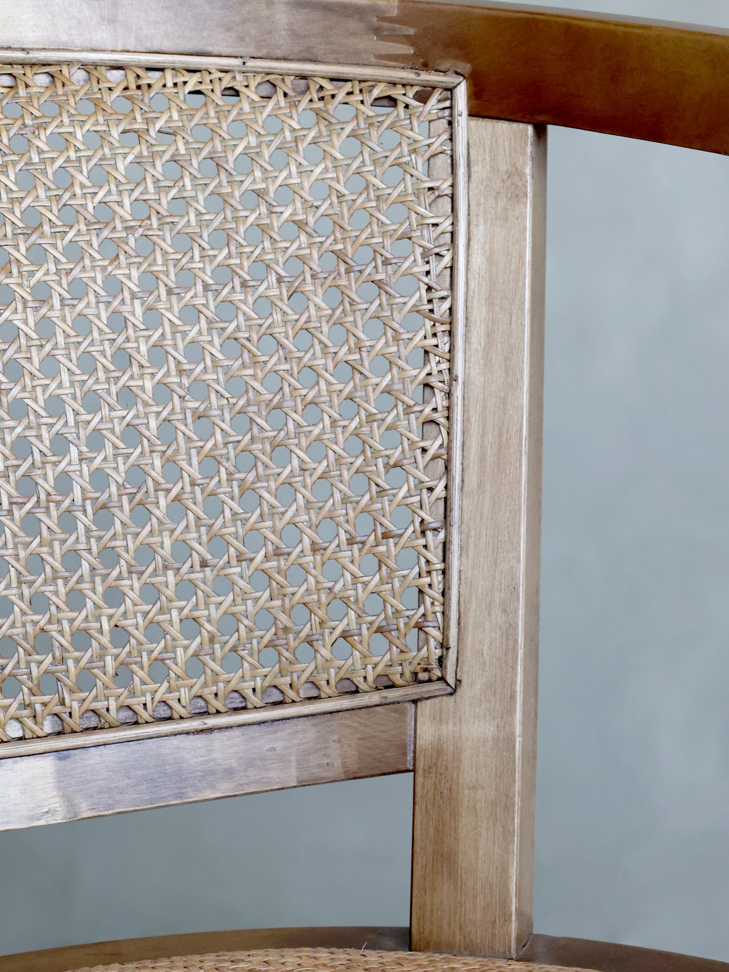 Antik dřevěná židle s výpletem a opěrkami na kolečkách Old French chair - 62*62*92 cm Chic Antique Antik dřevěná židle s výpletem a opěrkami na kolečkách Old French chair - 62*62*92 cm Chic Antique