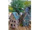 Zelený porcelánový domek svícen na čajovou svíčku Christmas House - 9*8*15 cm Clayre & Eef