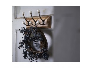 Dřevěný nástěnný věšák s krémovými knopkami Isabelle - 30*8*10 cm