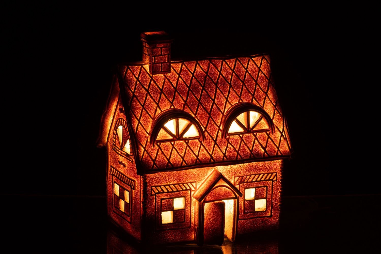 Vánoční perníková chaloupka s Led světýlky Gingerbread House - 18*14*22cm J-Line by Jolipa Vánoční perníková chaloupka s Led světýlky Gingerbread House - 18*14*22cm J-Line by Jolipa