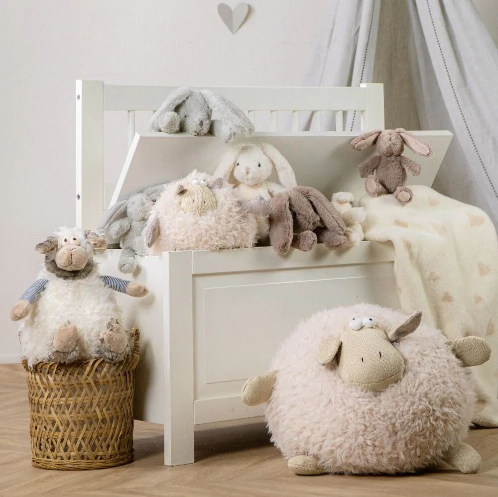 Plyšová hračka velká baculatá ovečka LULU - 50*30*32cm Mars & More Plyšová hračka velká baculatá ovečka LULU - 50*30*32cm Mars & More