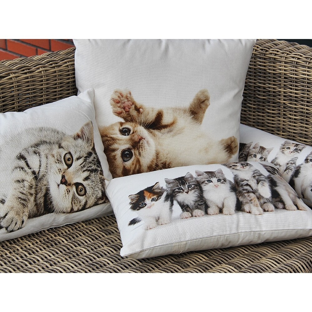 Bílý bavlněný dlouhý polštář s koťátky Kittens - 90*20*10cm Mars & More Bílý bavlněný dlouhý polštář s koťátky Kittens - 90*20*10cm Mars & More