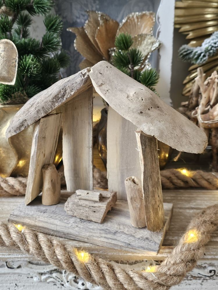 Přírodní dřevěný Betlém s postavičkami Nativity wood - 15*13*12 cm J-Line by Jolipa Přírodní dřevěný Betlém s postavičkami Nativity wood - 15*13*12 cm J-Line by Jolipa