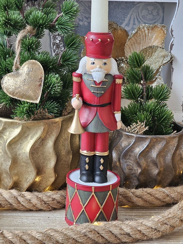 Červený vánoční dekorační svícen Louskáček - 7*7*26 cm J-Line by Jolipa Červený vánoční dekorační svícen Louskáček - 7*7*26 cm J-Line by Jolipa