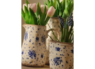 Béžový keramický džbán s modrými růžemi Blue Rose - 16*12*18 cm