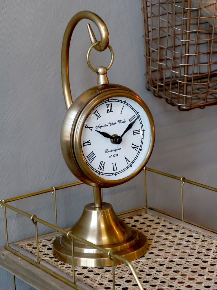 Mosazné antik závěsné stolní hodiny Clock Works – 11*30 cm / 1*AA Chic Antique Mosazné antik závěsné stolní hodiny Clock Works – 11*30 cm / 1*AA Chic Antique