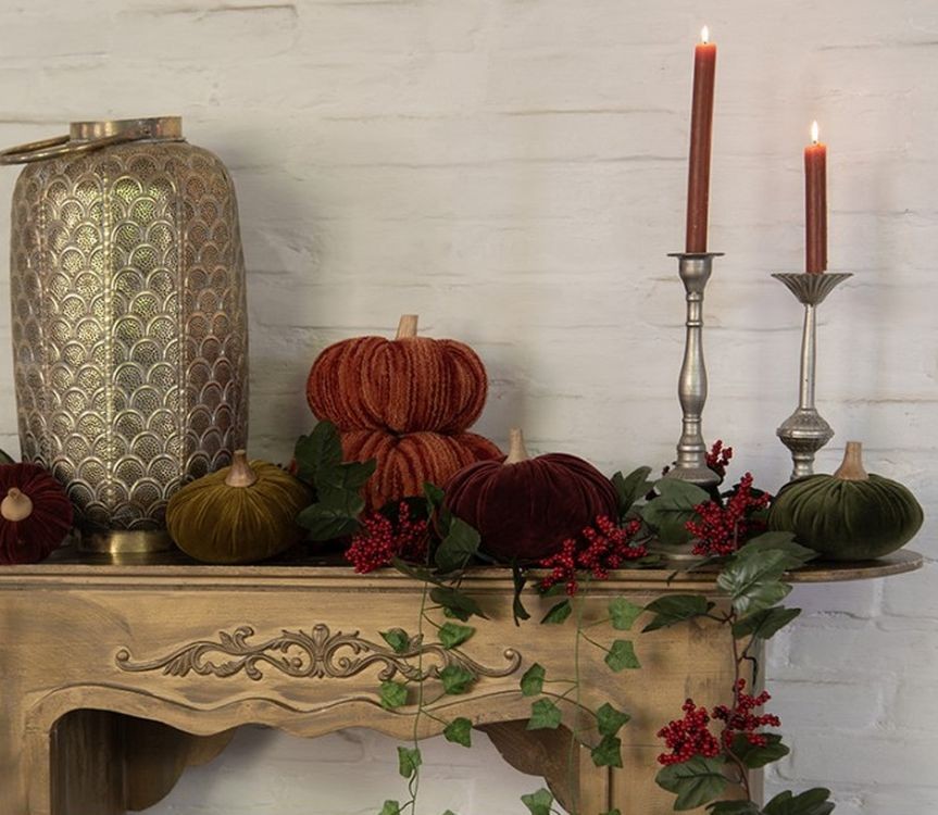 Zelená textilní dekorace dýně Pumpkin L - Ø 15*12 cm Clayre & Eef Zelená textilní dekorace dýně Pumpkin L - Ø 15*12 cm Clayre & Eef