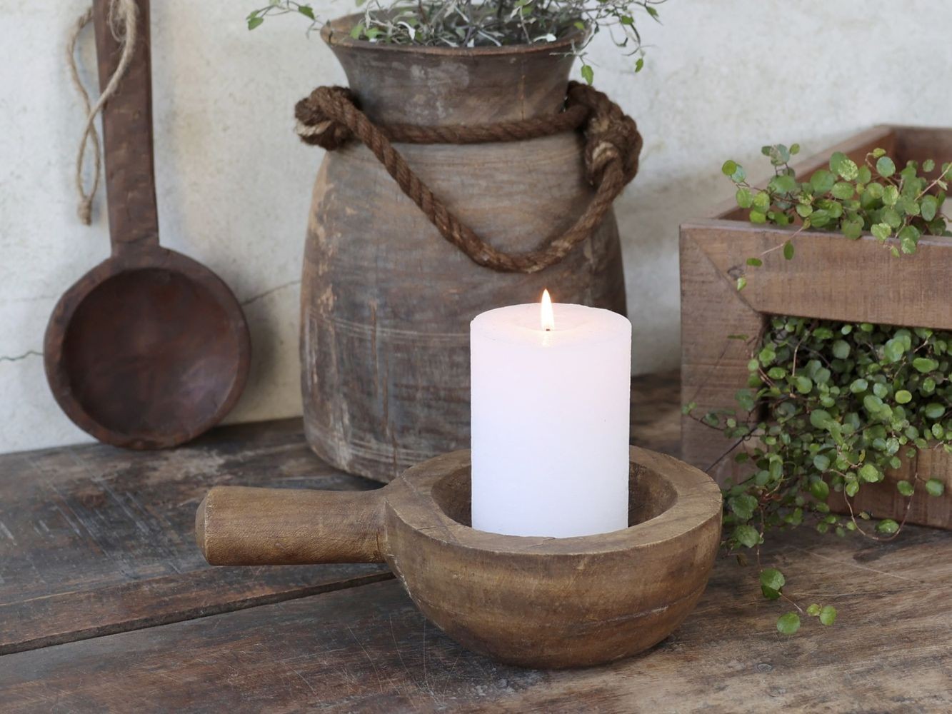 Hnědá dřevěná retro dekorační lžíce Grimaud - 23*15*6,5 cm Chic Antique Hnědá dřevěná retro dekorační lžíce Grimaud - 23*15*6,5 cm Chic Antique