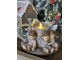 Vánoční dekorace svícen s andílky a led světýlkem Angel - 14*13*10 cm Clayre & Eef