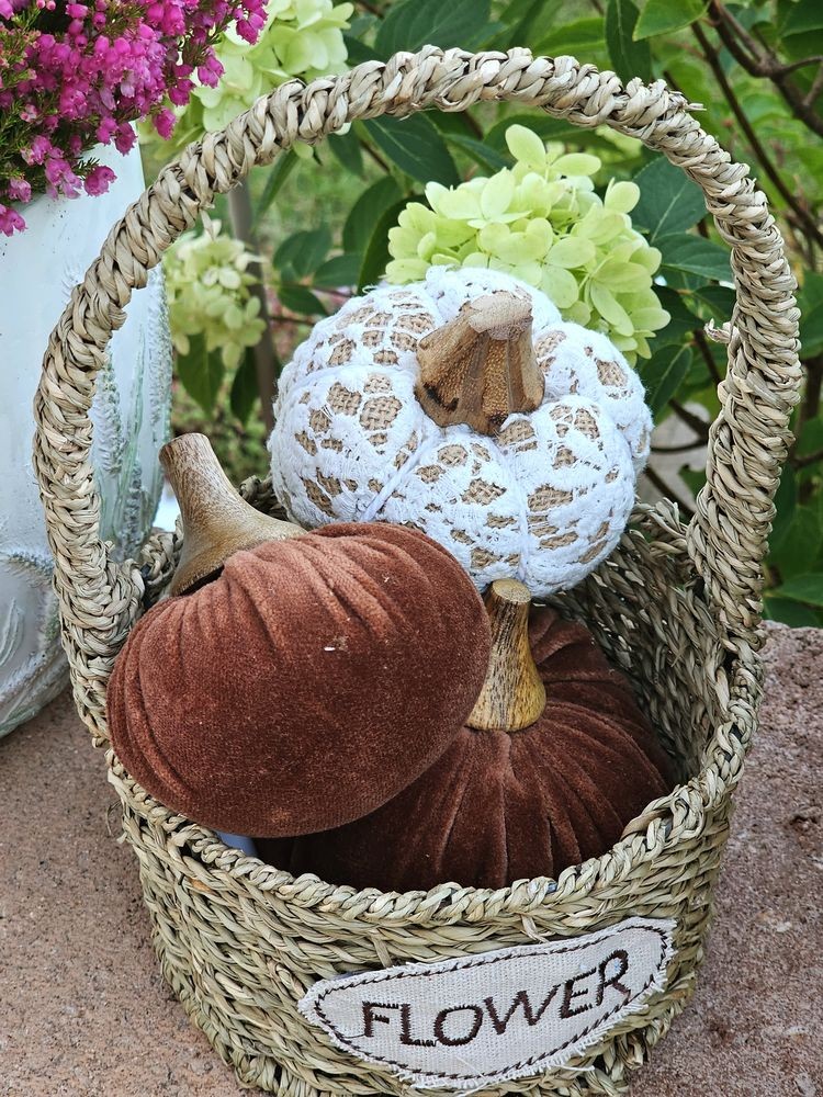 Hnědá textilní dekorace dýně Pumpkin S - Ø 9*8 cm Clayre & Eef Hnědá textilní dekorace dýně Pumpkin S - Ø 9*8 cm Clayre & Eef