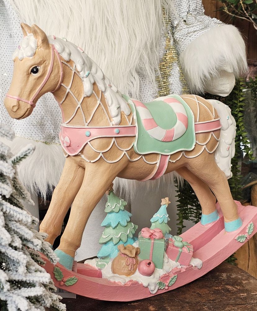 Béžovo růžový vánoční houpací koník Horse Pastello