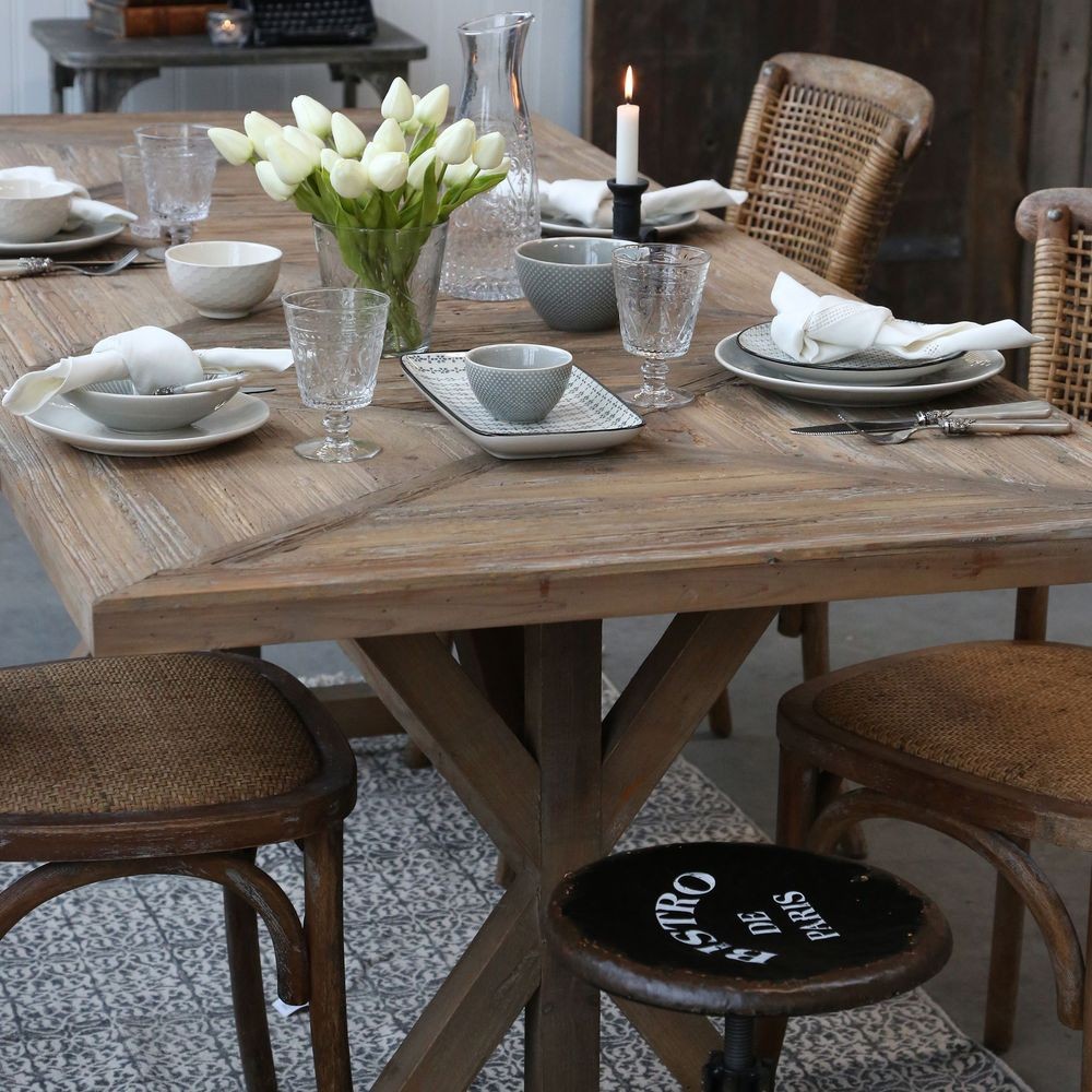 Francouzský jídelní stůl z recyklovaného dřeva Marseille - 200*90*77 cm Chic Antique Francouzský jídelní stůl z recyklovaného dřeva Marseille - 200*90*77 cm Chic Antique