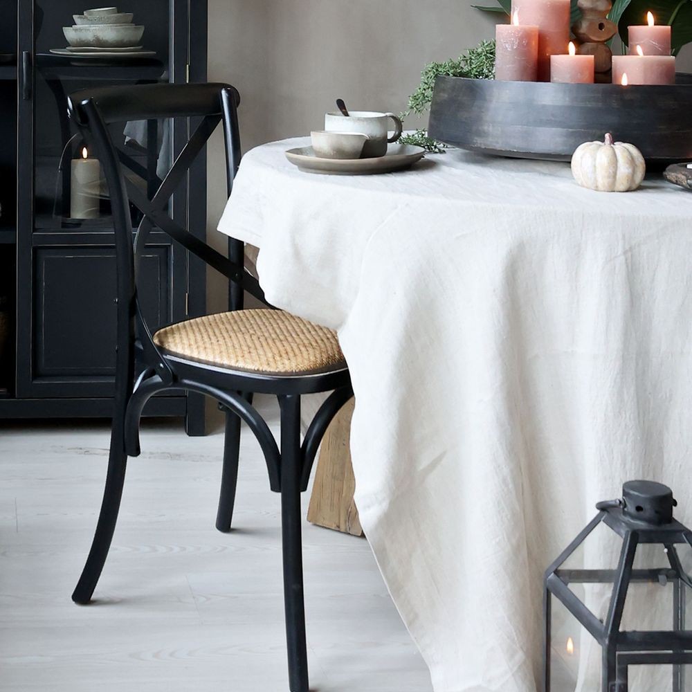 Černá dřevěná židle s ratanovým výpletem Old French chair - 55*51*89cm Chic Antique Černá dřevěná židle s ratanovým výpletem Old French chair - 55*51*89cm Chic Antique