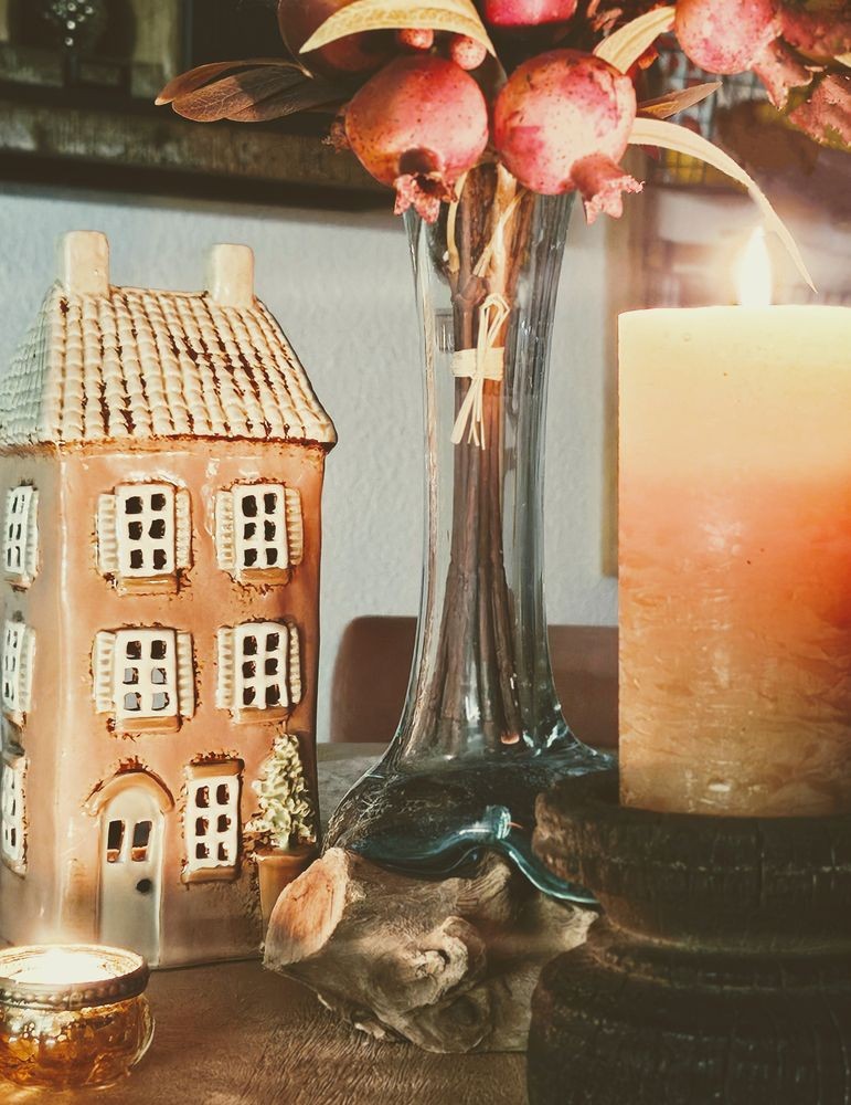 Hnědý keramický svícen na čajovou svíčku domek Amster Village - 12*9*28 cm Clayre & Eef Hnědý keramický svícen na čajovou svíčku domek Amster Village - 12*9*28 cm Clayre & Eef