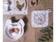 Bílá keramická miska v designu slepice Campagne - 23*26*7 cm Clayre & Eef