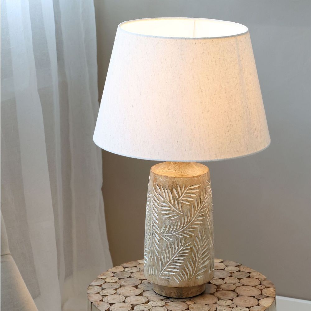 Stolní lampa s dřevěnou základnou a lněným stínidlem Popp - 37*57 cm/ E27 Chic Antique Stolní lampa s dřevěnou základnou a lněným stínidlem Popp - 37*57 cm/ E27 Chic Antique