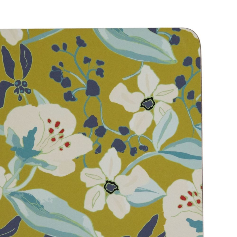 4ks zelené pevné korkové prostírání s květy Flowers - 30*40*0,4cm Mars & More 4ks zelené pevné korkové prostírání s květy Flowers - 30*40*0,4cm Mars & More