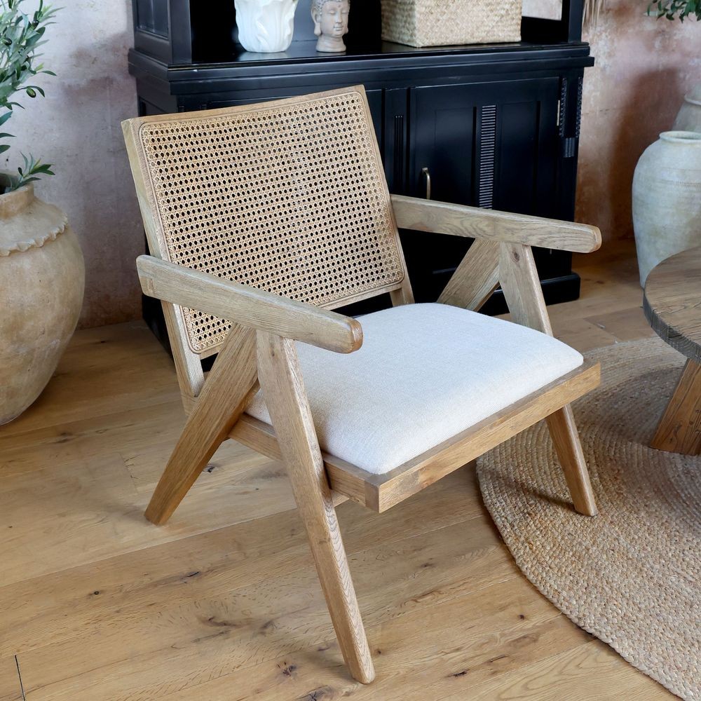Přírodní dřevěné křeslo s výpletem Lounge Wicker - 65*70*77 cm Chic Antique Přírodní dřevěné křeslo s výpletem Lounge Wicker - 65*70*77 cm Chic Antique