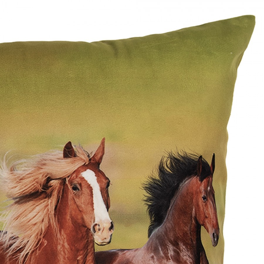 Zelený povlak na polštář s běžícími koňmi na louce - 45*45 cm Clayre & Eef Zelený povlak na polštář s běžícími koňmi na louce - 45*45 cm Clayre & Eef